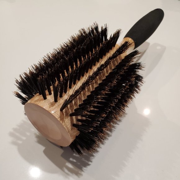 Boar Bristle 3.5 inch Round Wood Styling Brush - Picture 2 of 4